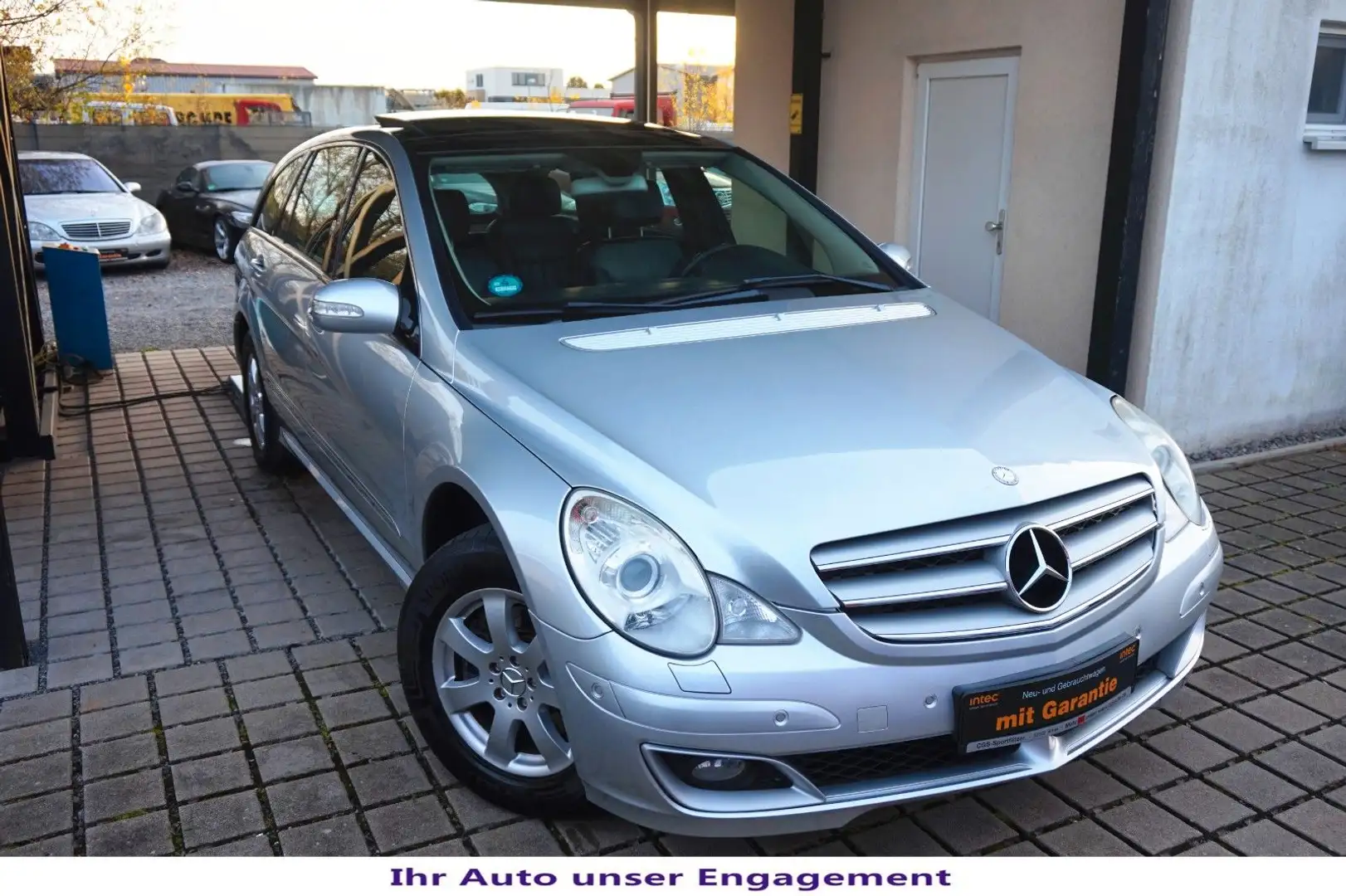 Mercedes-Benz R 350 L 4Matic*Navi~Leder~H&K~Pano~6-Sitzer~WO Silber - 1