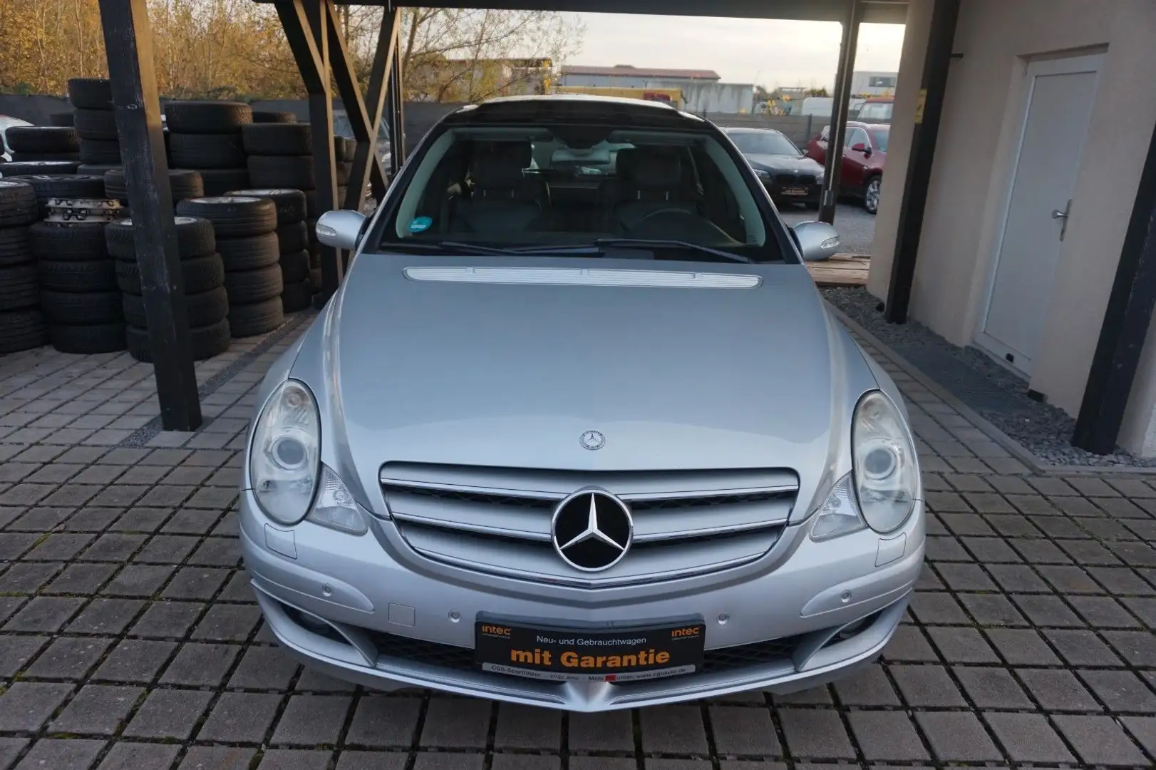 Mercedes-Benz R 350 L 4Matic*Navi~Leder~H&K~Pano~6-Sitzer~WO Silber - 2