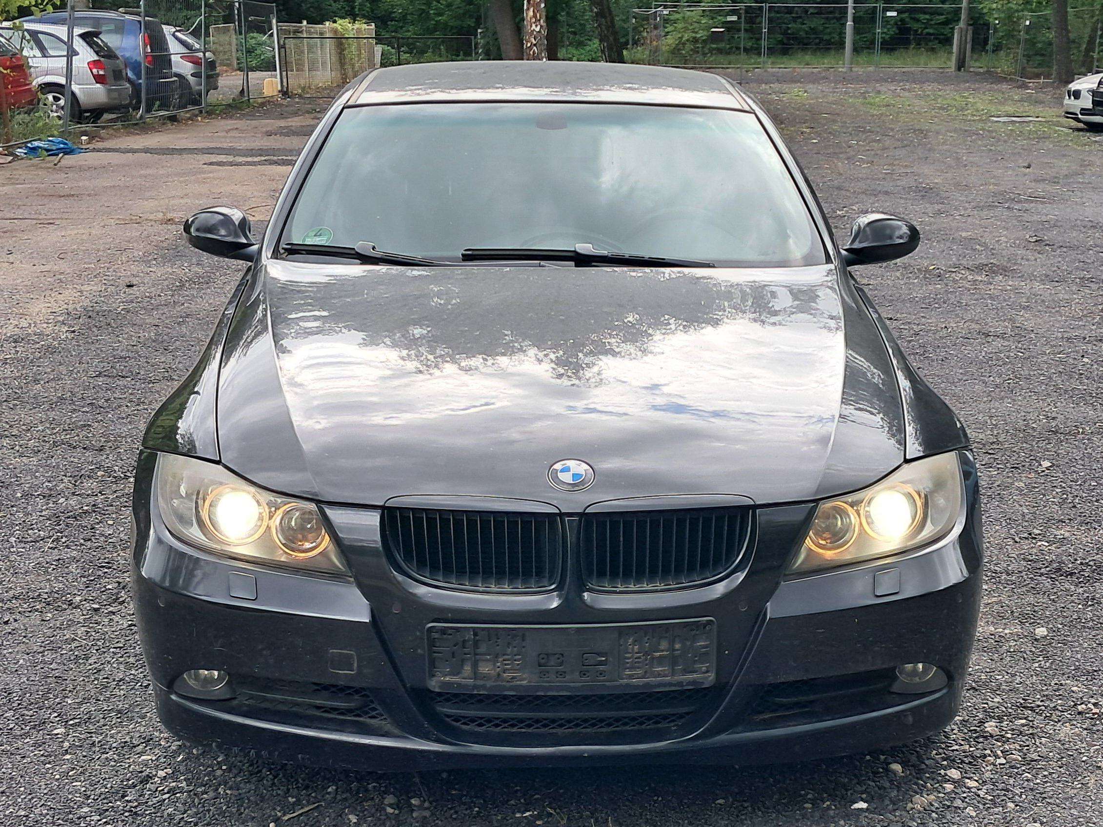 Second hand Bmw 3 Series 320