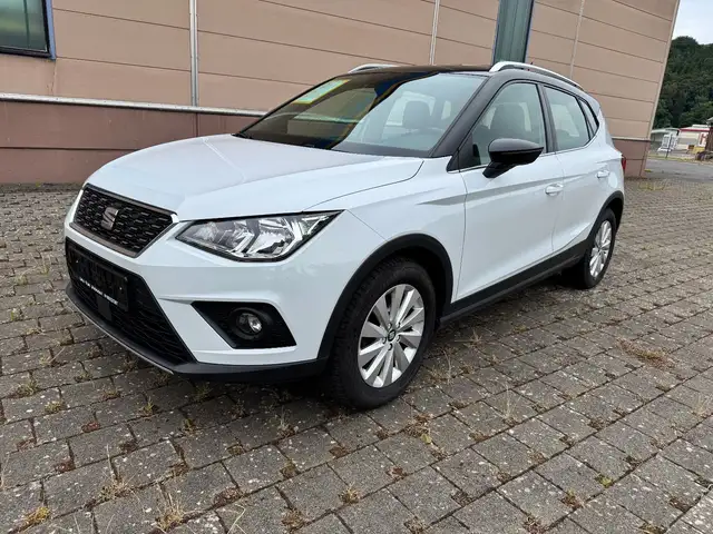 SEAT Arona Xcellence, Car Play, Sitzheiz.