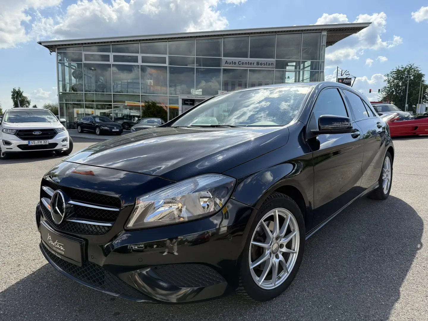 Mercedes-Benz A 180 AUTOMATIK/LEDER/NAVI/KLIMA/PDC/TEMPOMAT Schwarz - 2