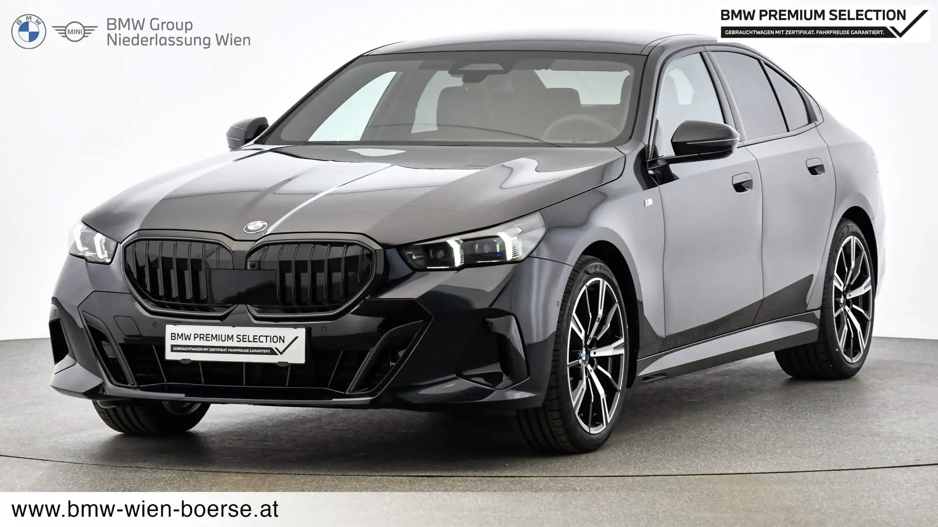 BMW 520 520d xDrive Schwarz - 1