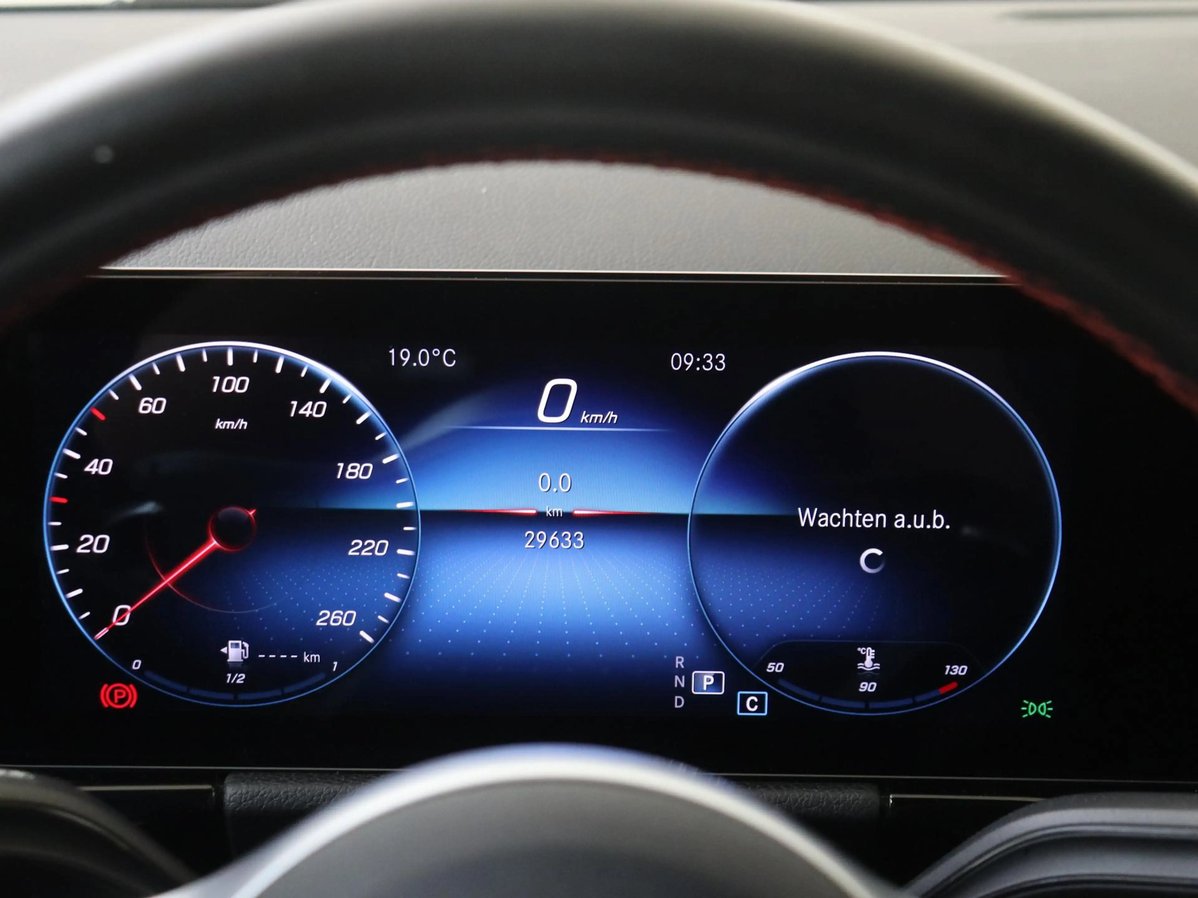 Mercedes-Benz B 180 Business Solution AMG — photo 11