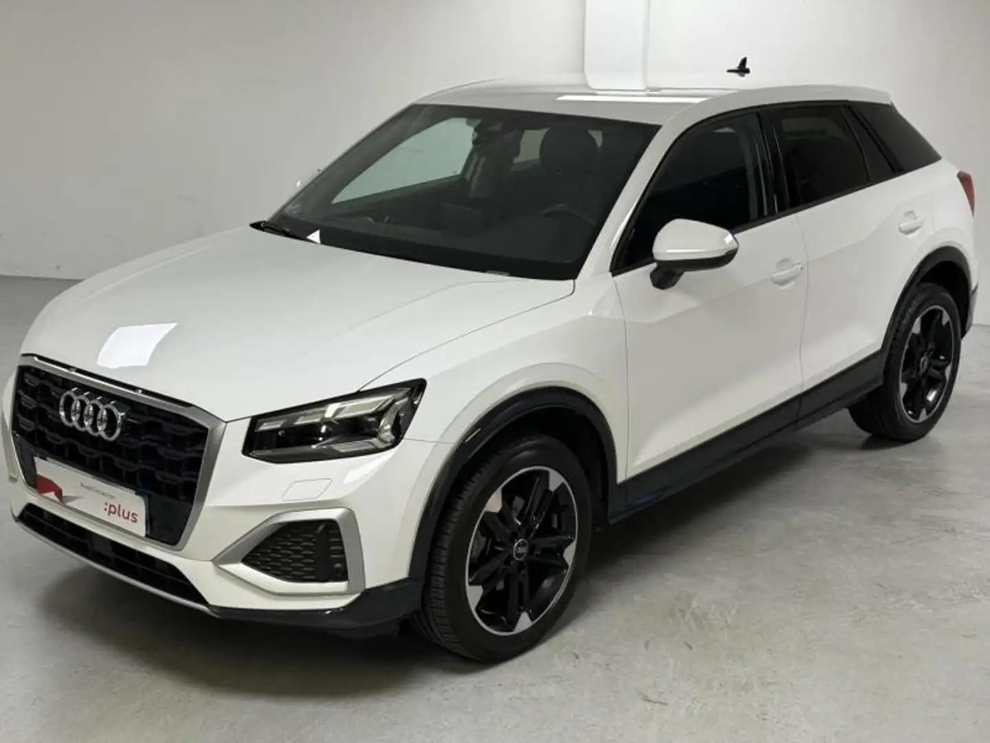Audi Q2 35 TFSI 150ch Design Luxe S tronic 7 Blanc - 1