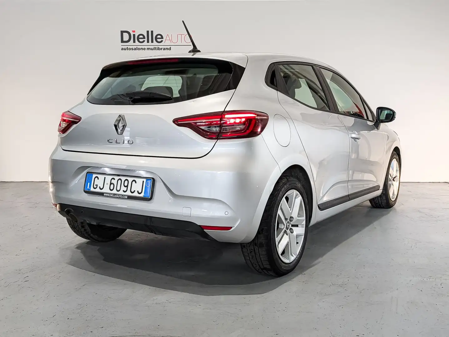Renault Clio TCe 100 CV FAP 5p. Zen GPL MY21 Silver - 2