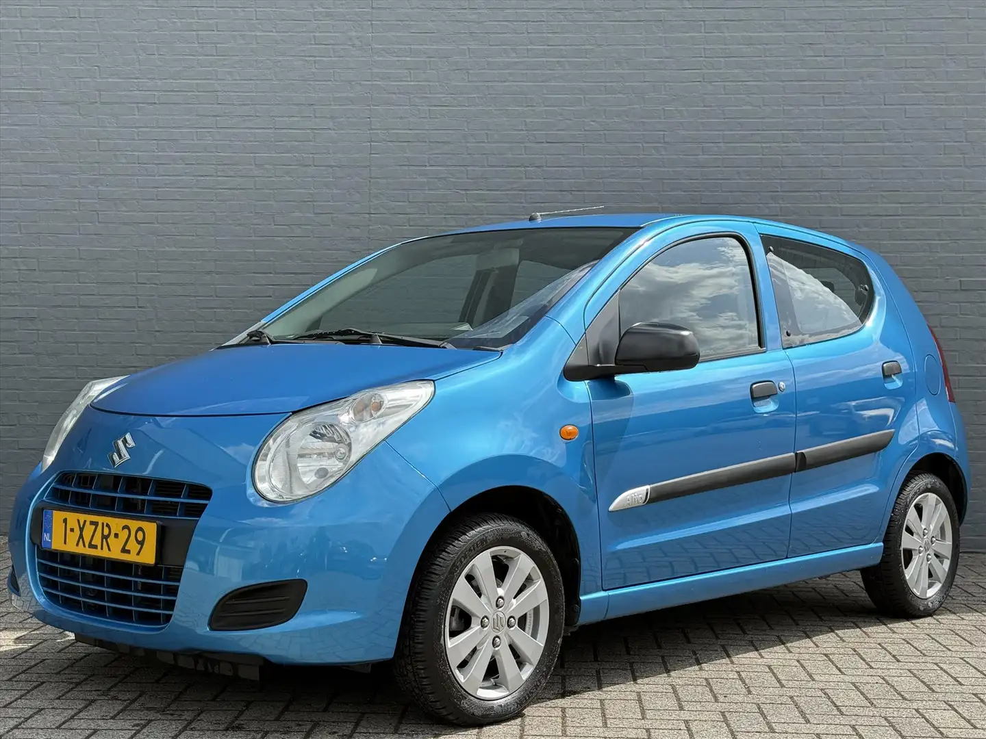 Suzuki Alto 1.0 68pk Celebration | 4 season banden | Blu/Azzurro - 2
