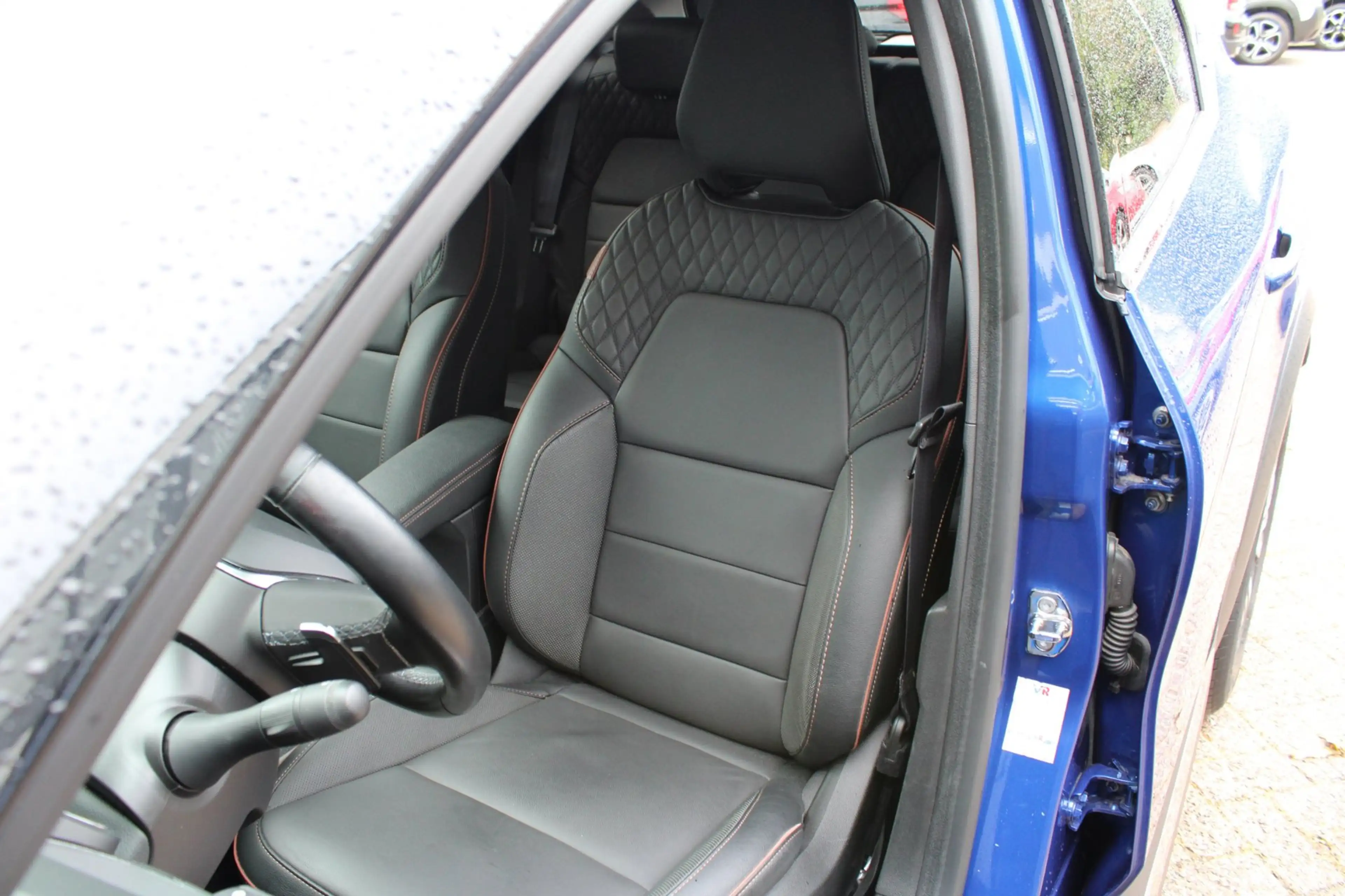 Renault Captur 1.3 TCe 140 Initiale Paris — photo 13