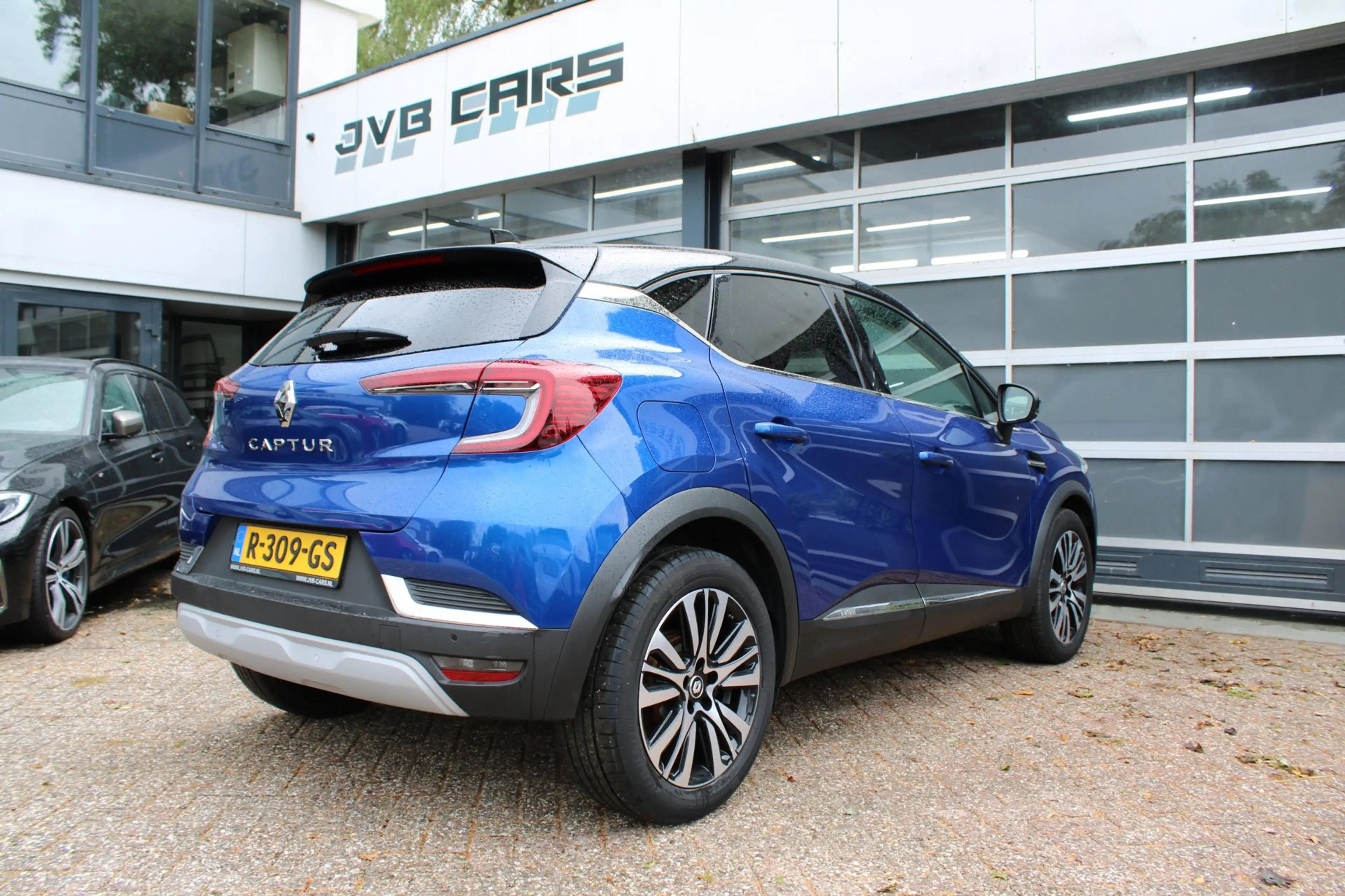 Renault Captur 1.3 TCe 140 Initiale Paris — photo 7