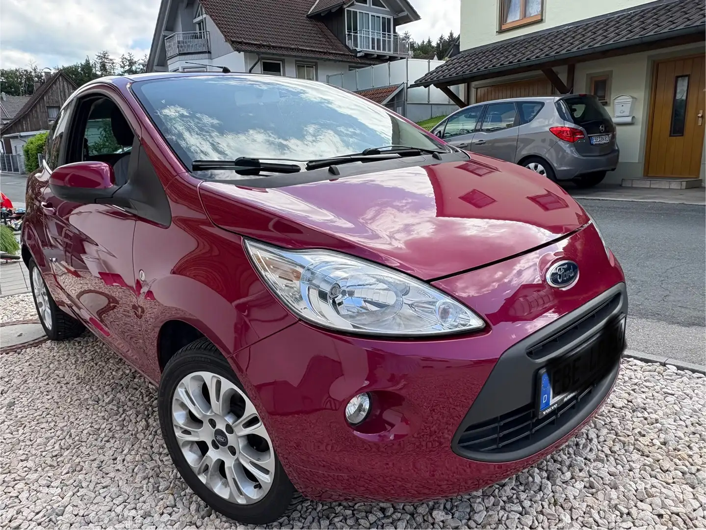 Ford Ka/Ka+ Ka Titanium  HU neu - 1