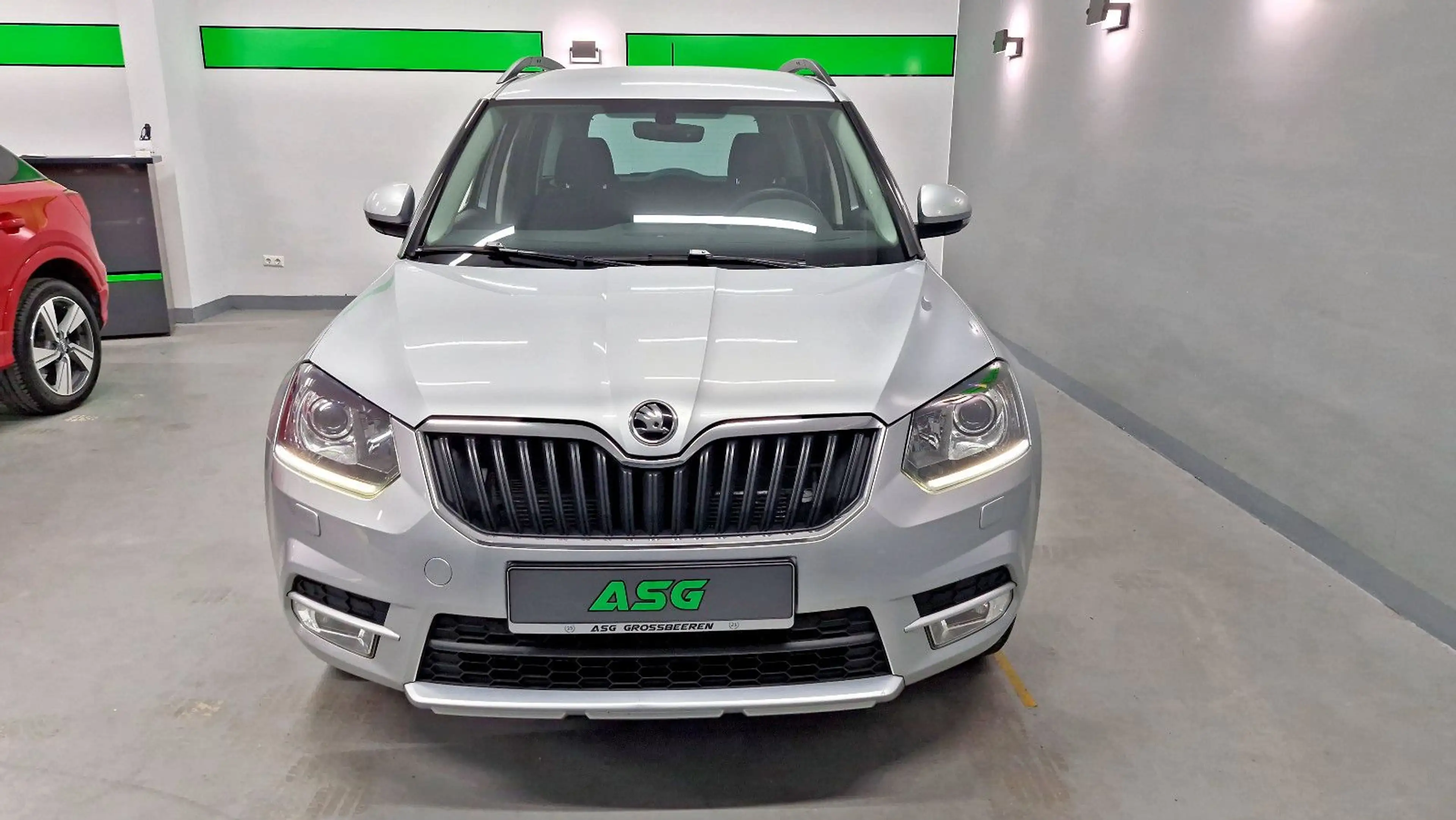 Skoda Yeti 2,0 TDI Drive 4x4 - AHK — photo 2
