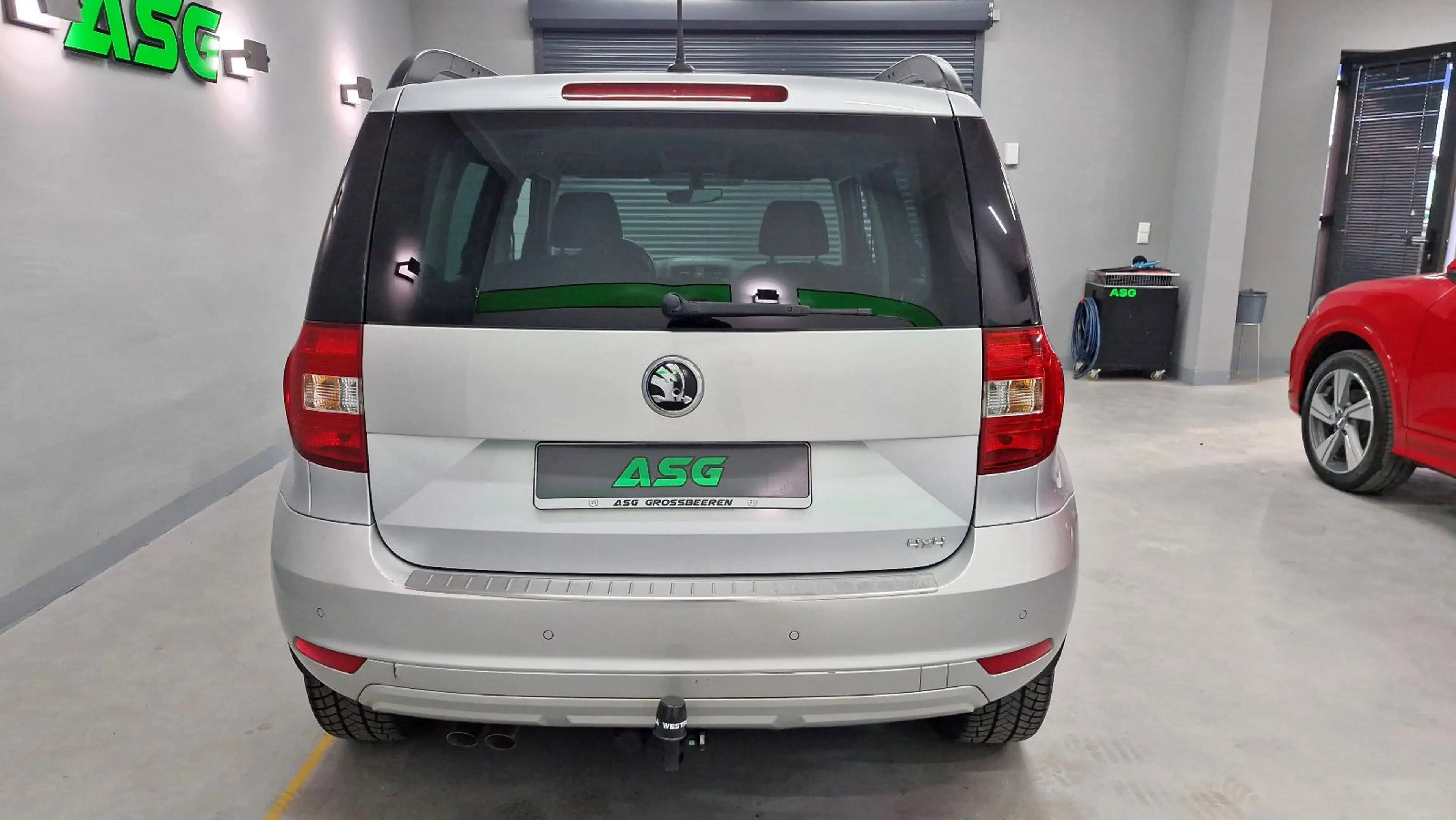 Skoda Yeti 2,0 TDI Drive 4x4 - AHK — photo 5
