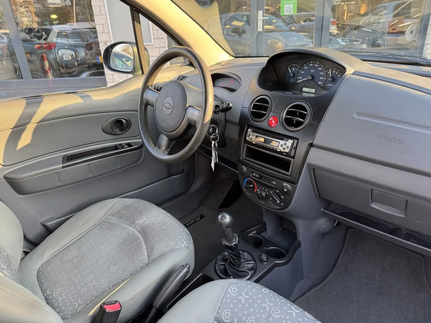Chevrolet Matiz 0.8 Spirit Nieuwe banden uitlaat Apk Gris - 2