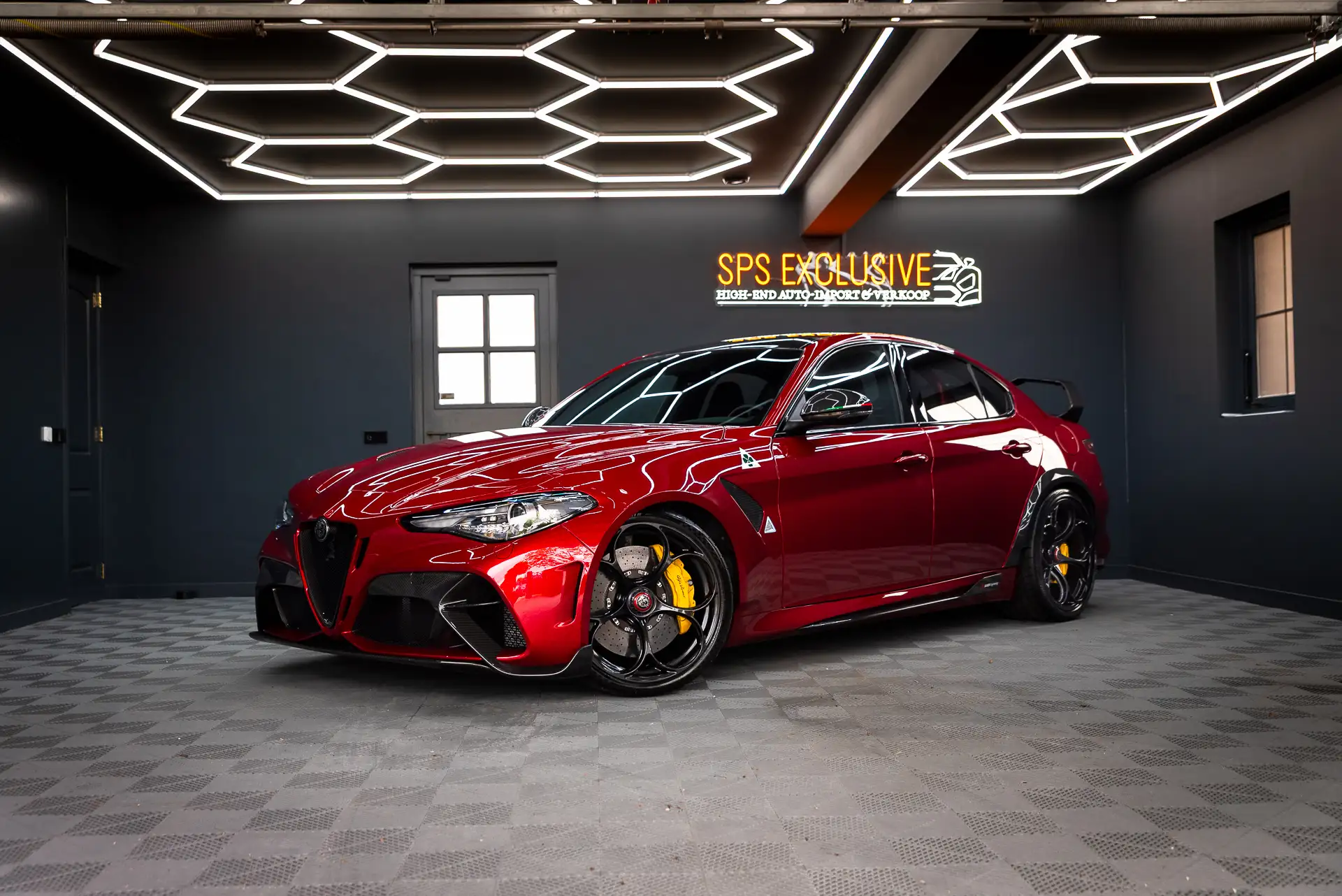 알파 로메오 줄리아 2.9 V6 Bi-Turbo 2022 빨강 사진 1