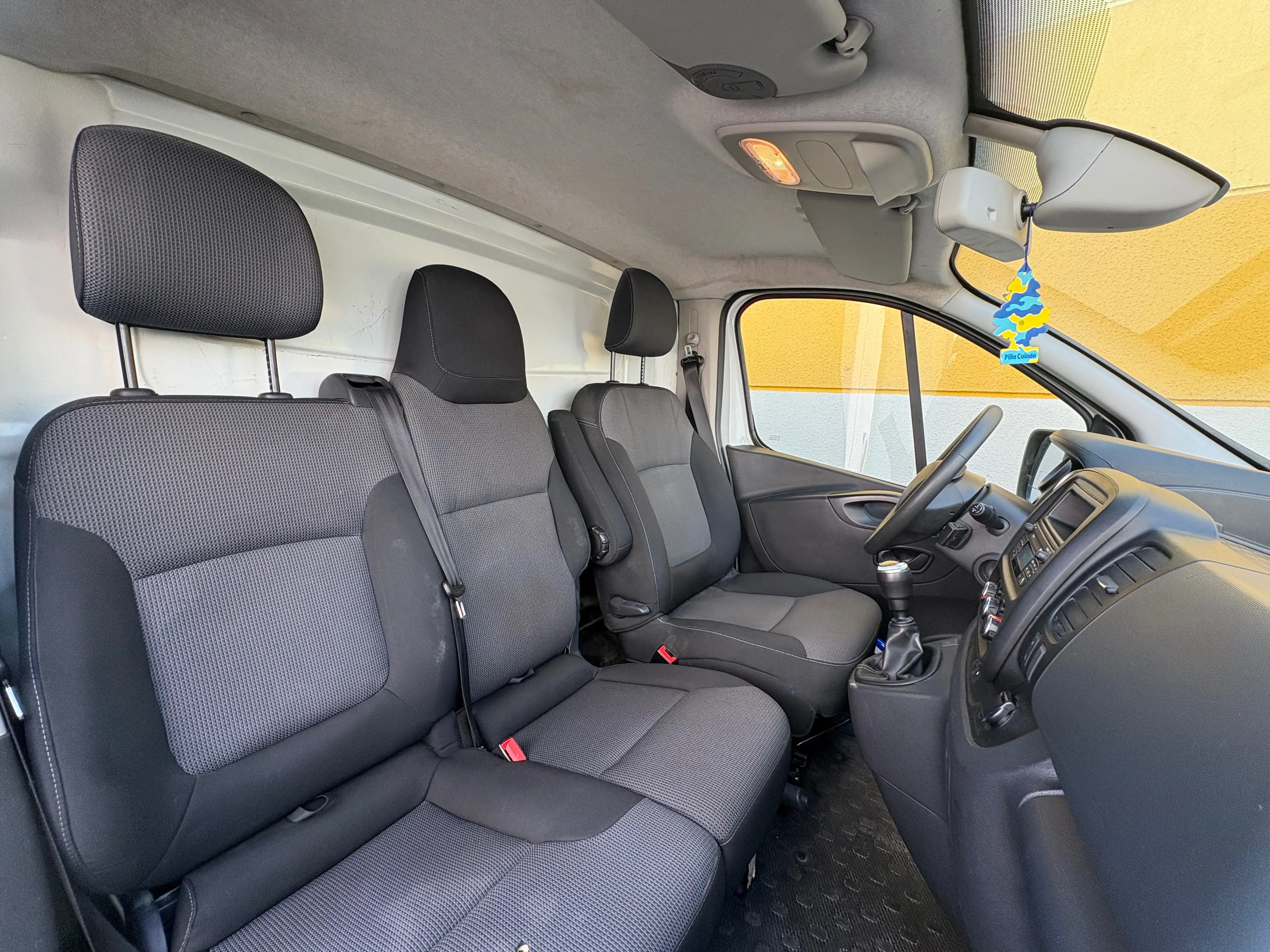 Renault Trafic ENERGY dci 120 L1H1 2,8t Komfort RückfahrKamera 3 Sitzer — photo 11