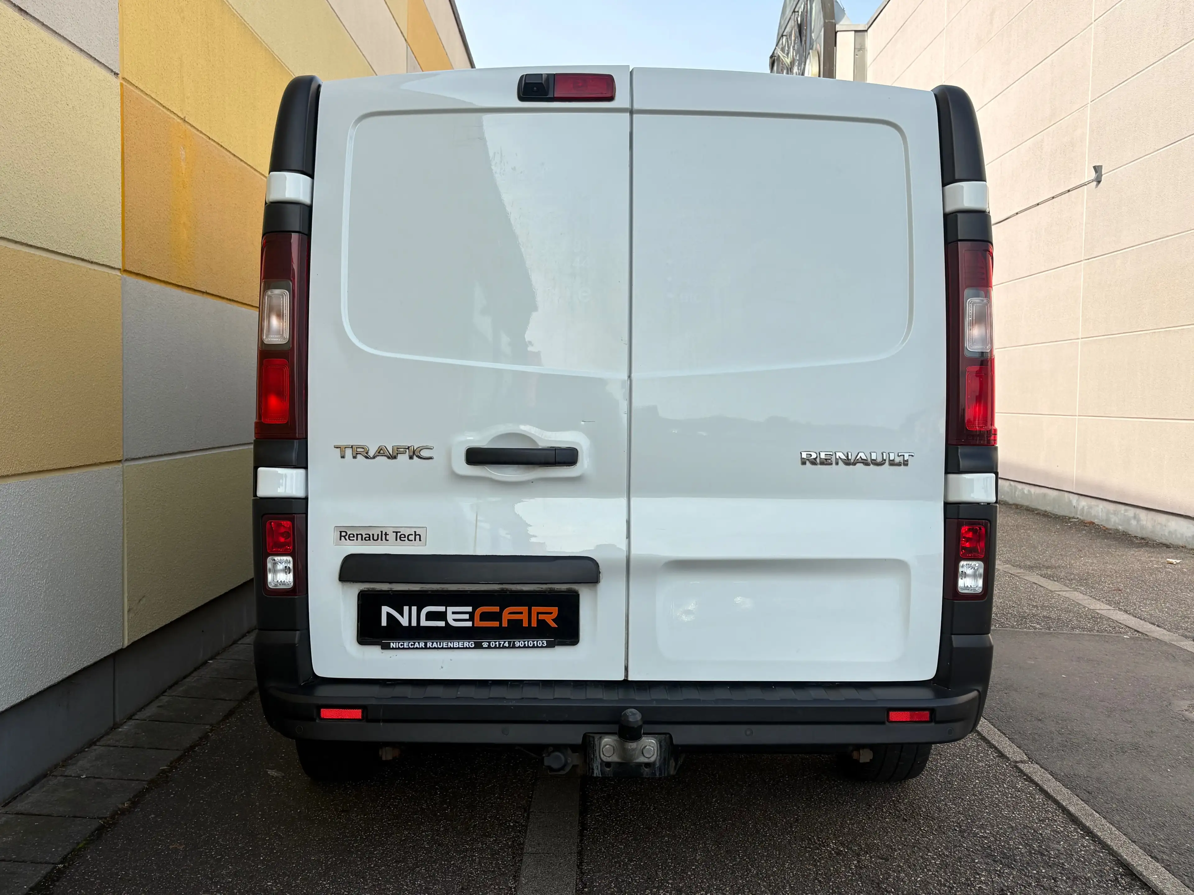 Renault Trafic ENERGY dci 120 L1H1 2,8t Komfort RückfahrKamera 3 Sitzer — photo 5