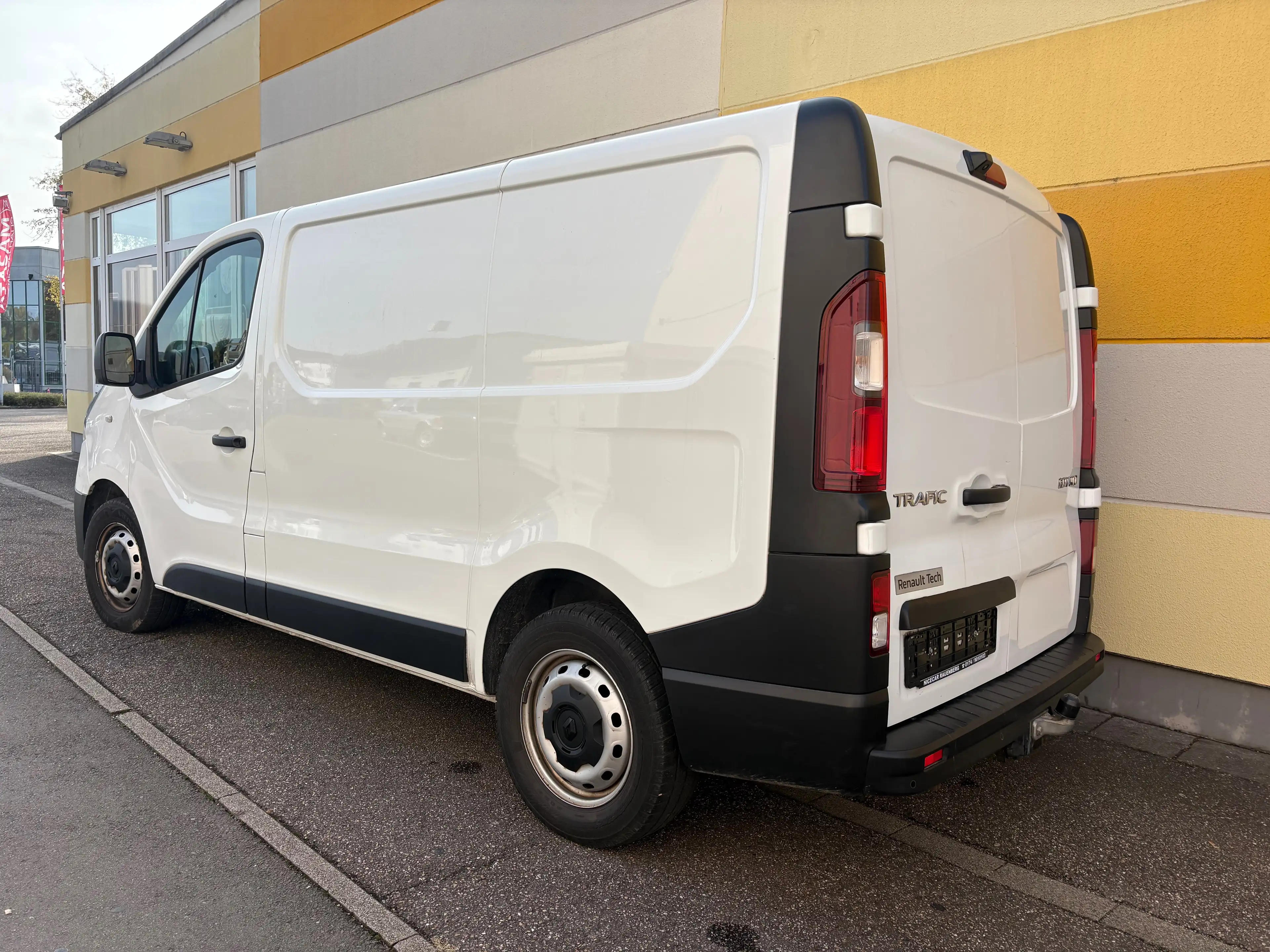 Renault Trafic ENERGY dci 120 L1H1 2,8t Komfort RückfahrKamera 3 Sitzer — photo 4