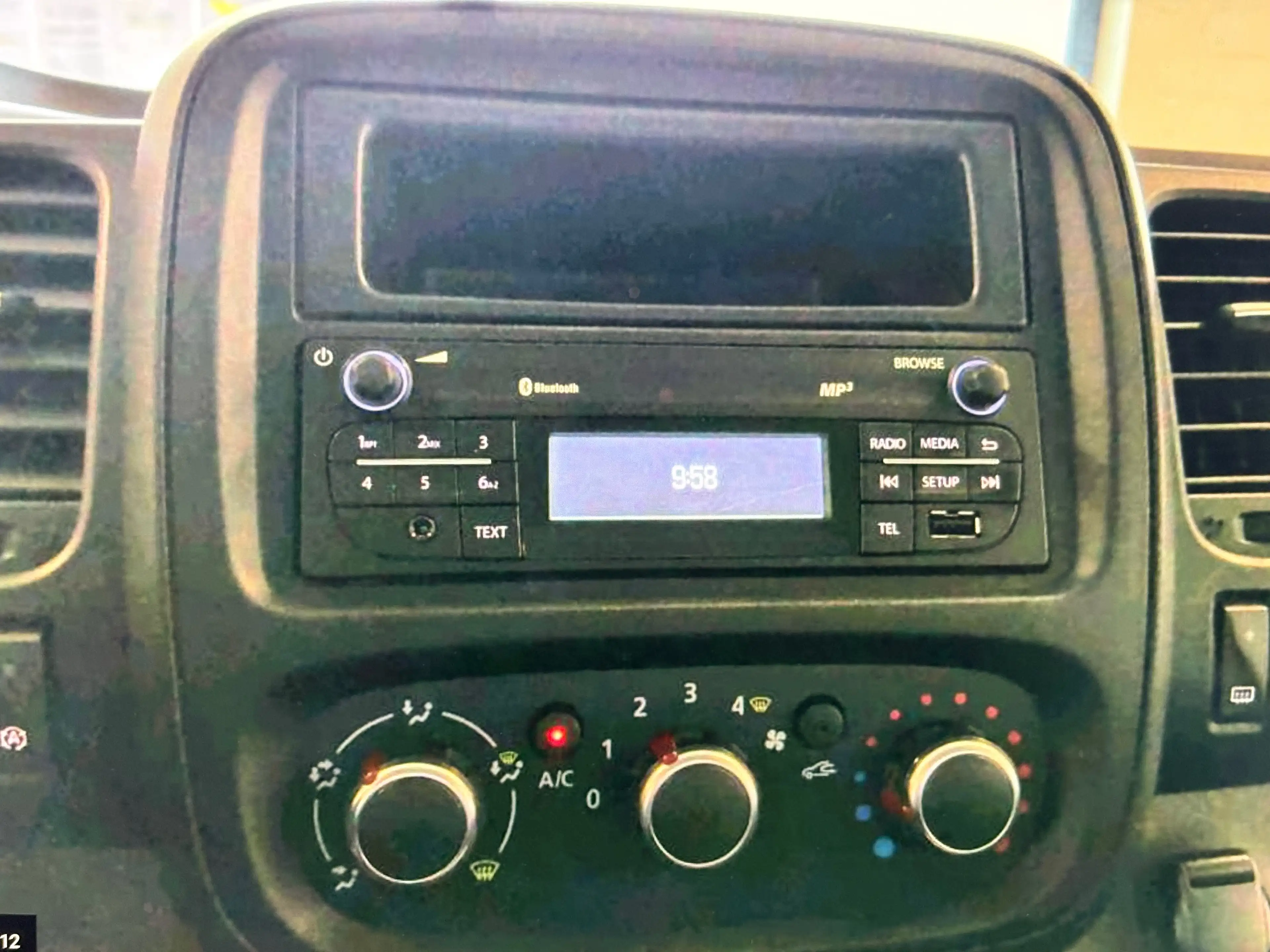 Renault Trafic ENERGY dci 120 L1H1 2,8t Komfort RückfahrKamera 3 Sitzer — photo 9