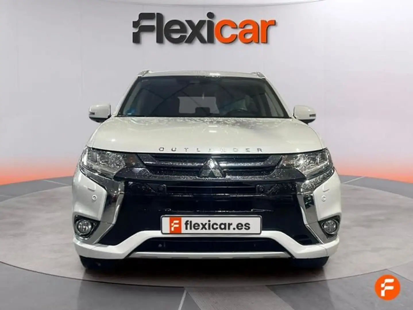Mitsubishi Outlander PHEV Kaiteki 4WD Blanco - 2