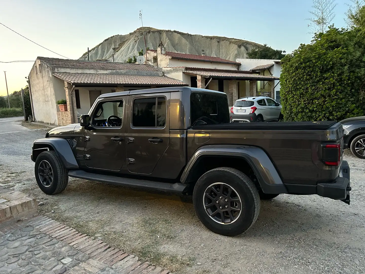 Jeep Gladiator 3.0 V6 Launch Edition 4wd auto Gris - 1