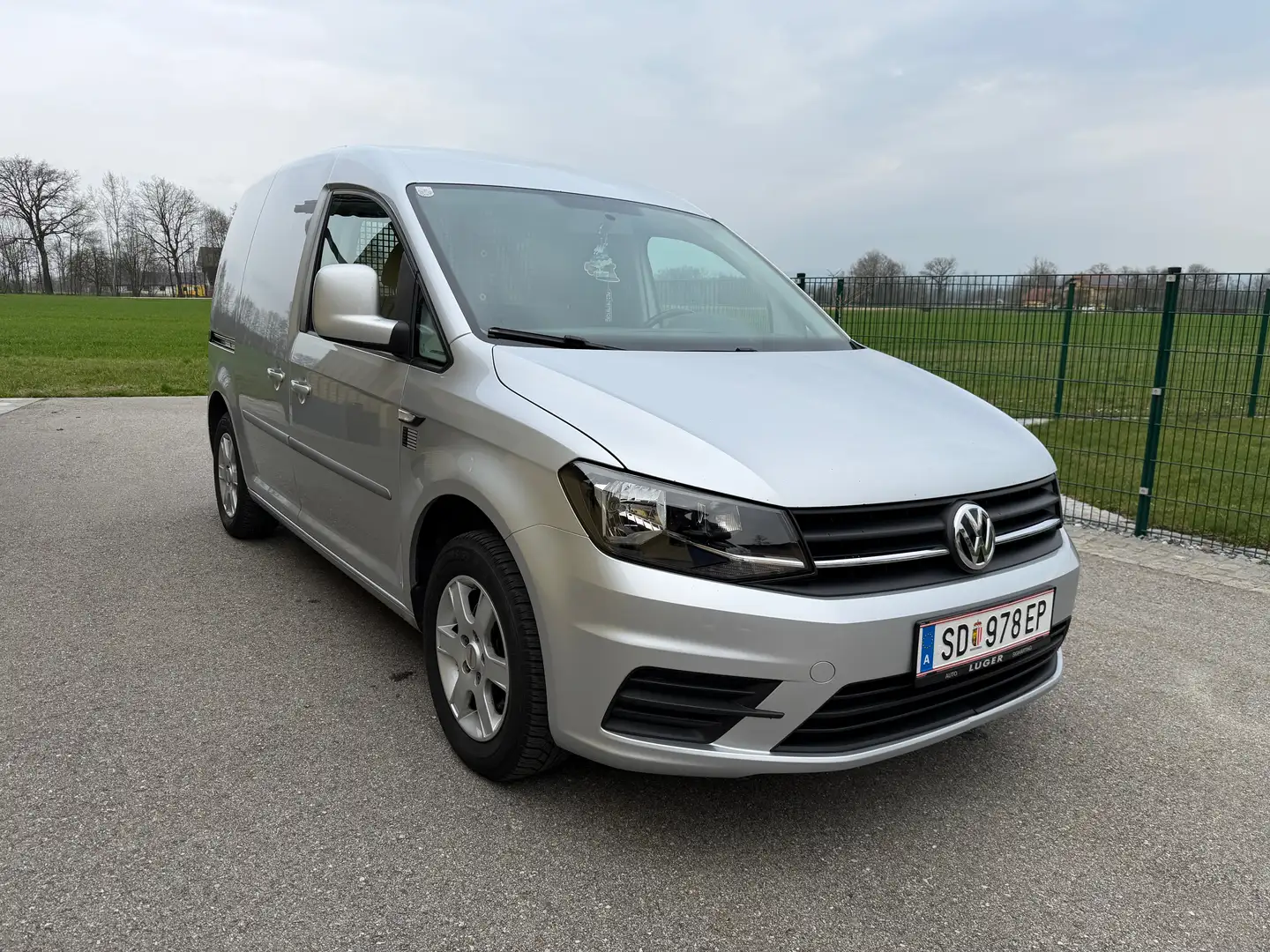 Volkswagen Caddy Caddy Kombi 2,0 TDI Silber - 1