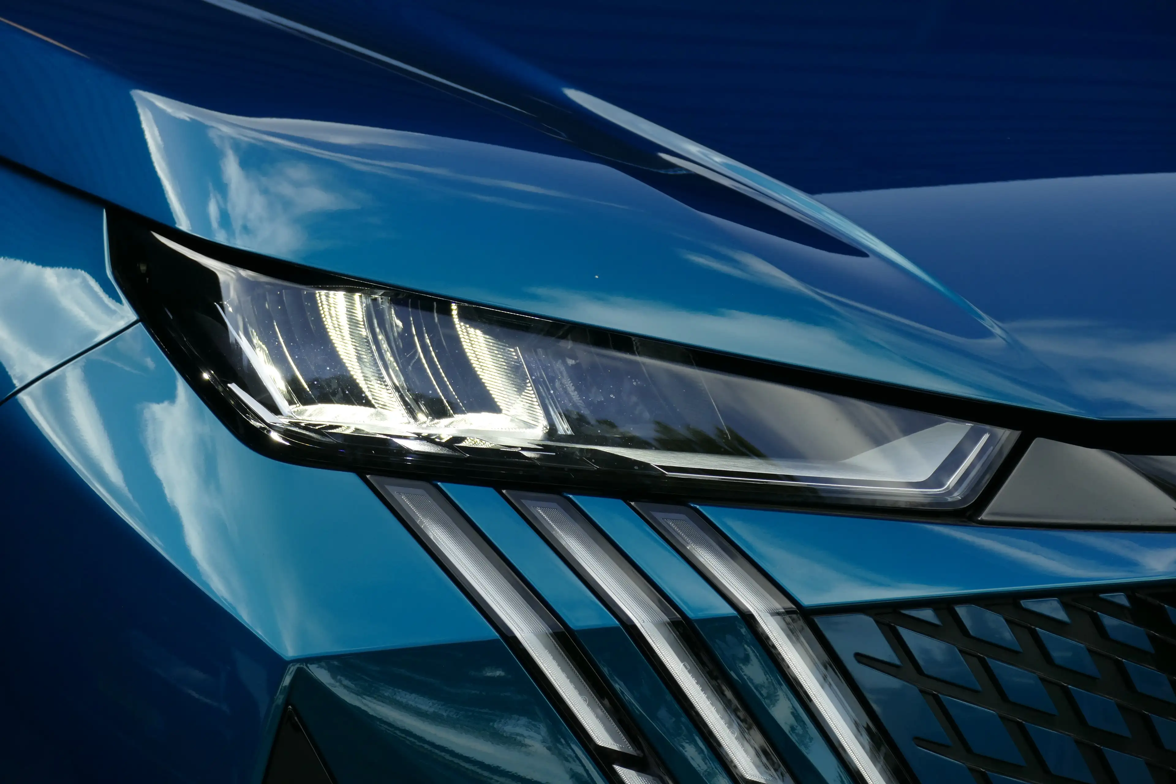 Peugeot 3008 e-3008 73KWH 210PK ALLURE / CAMERA / FULL-LED / KE — photo 10