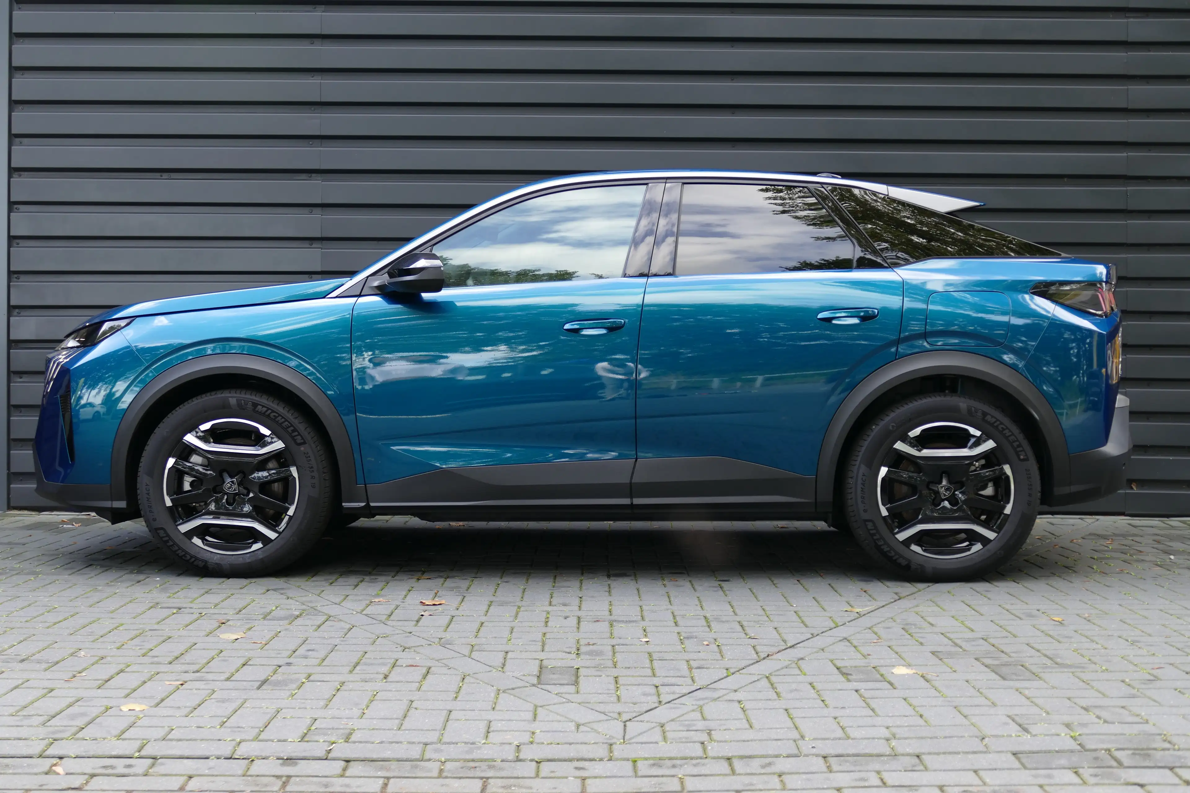 Peugeot 3008 e-3008 73KWH 210PK ALLURE / CAMERA / FULL-LED / KE — photo 2