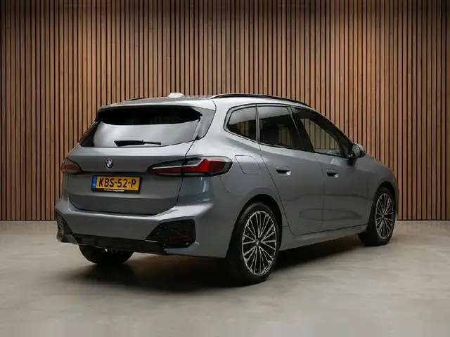BMW M view 4