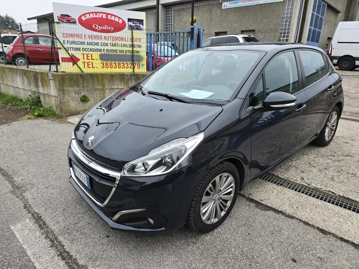 Peugeot 208 5p 1.2 puretech Allure s&s 82cv neopatentati Gris - 2