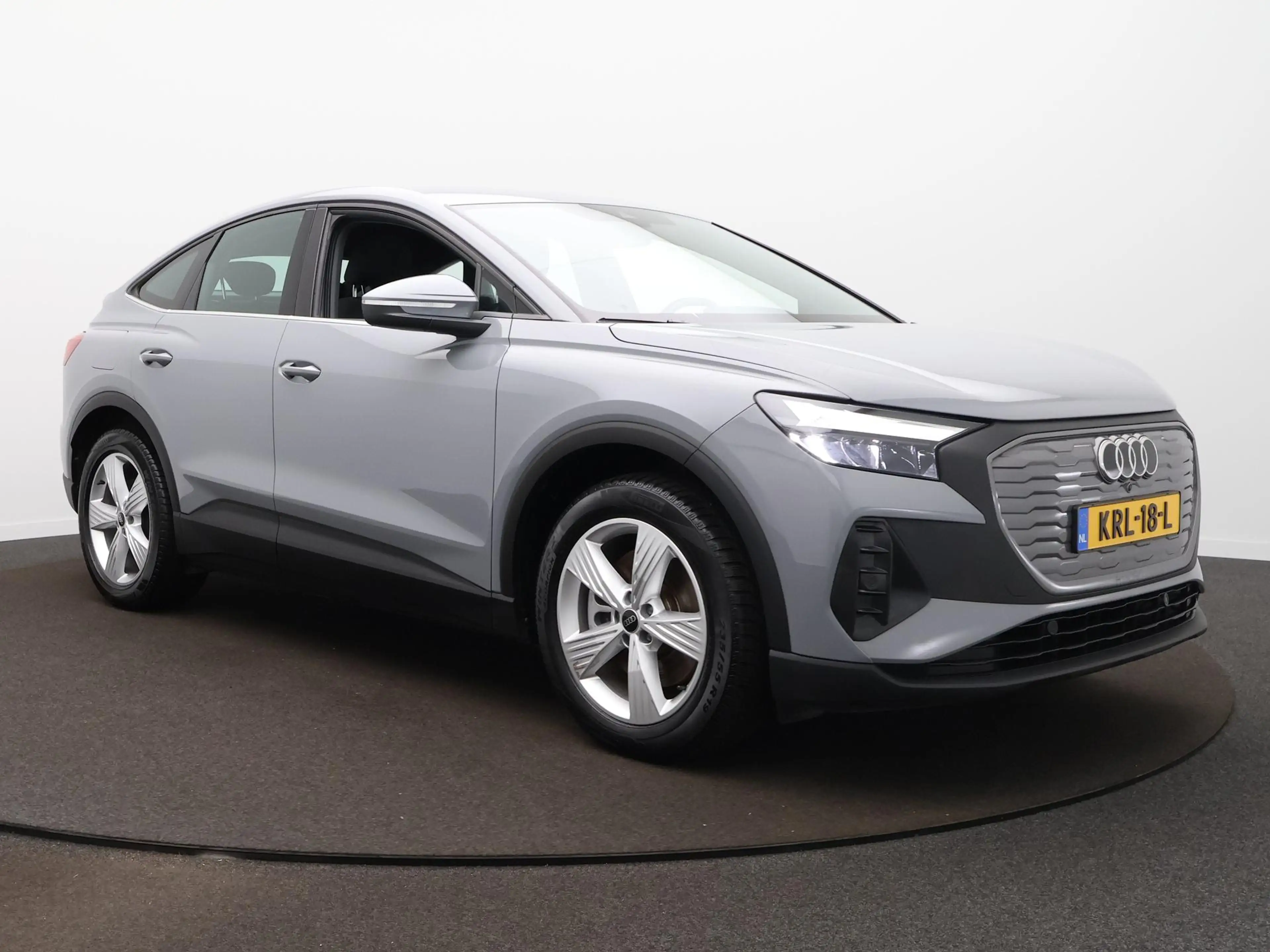 Audi Q4 e-tron Sportback 45 Edition 82 kWh | Camera | Stoelverwar — photo 3