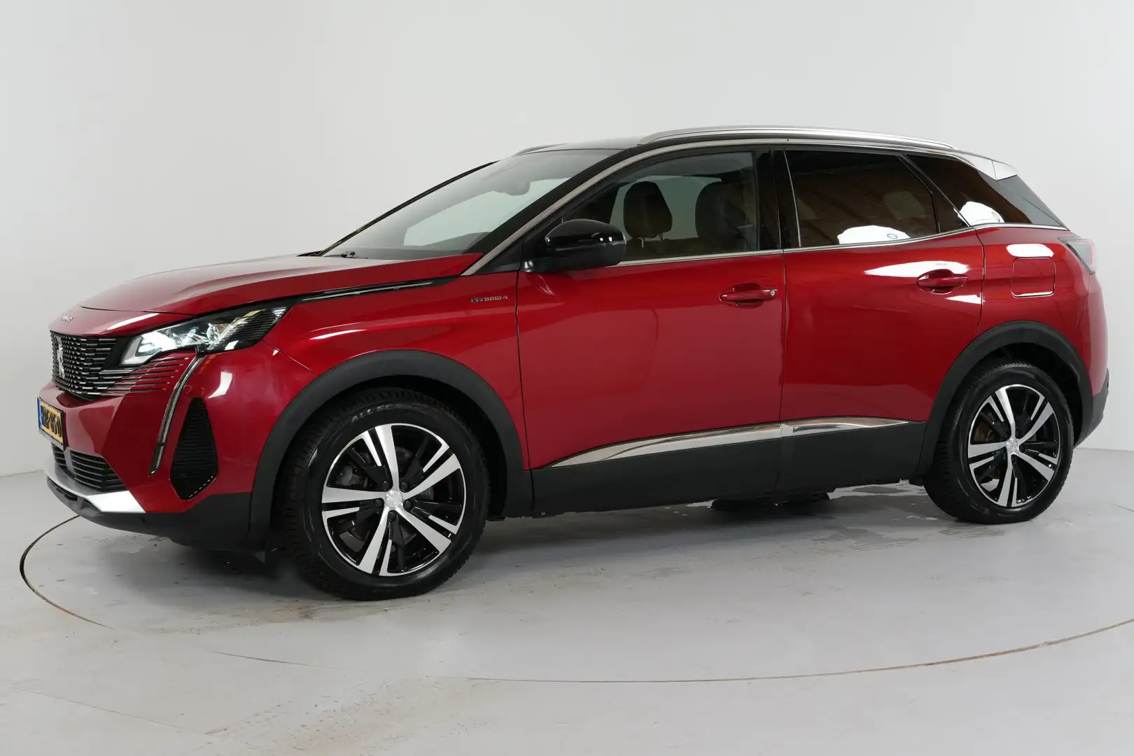 Peugeot 3008 1.6 Hybrid4 300pk GT | Night vision | 360 Camera | Rood - 2