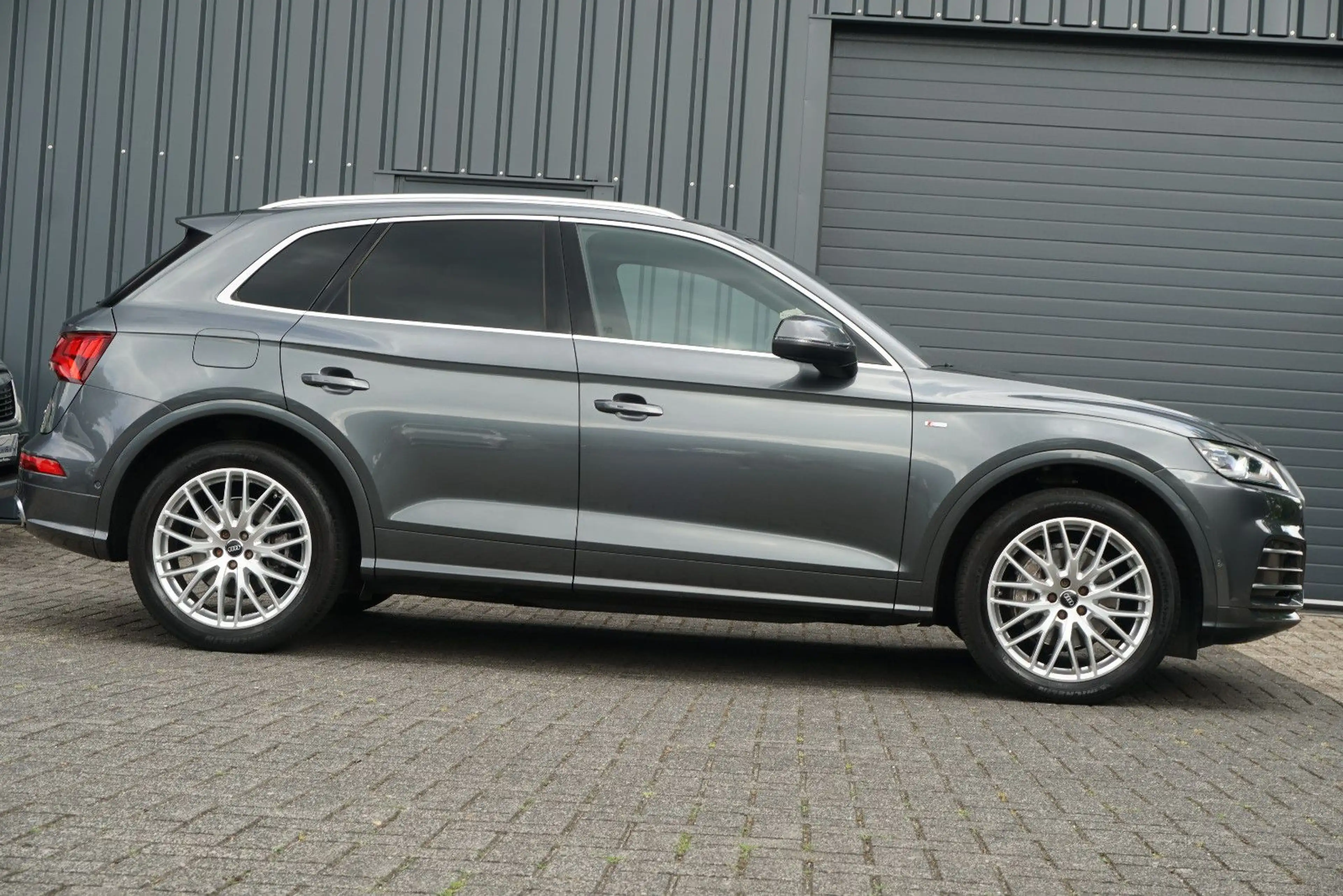 Audi Q5 quattro S-Line 360° Pano Virtual Memory Kessy — photo 9