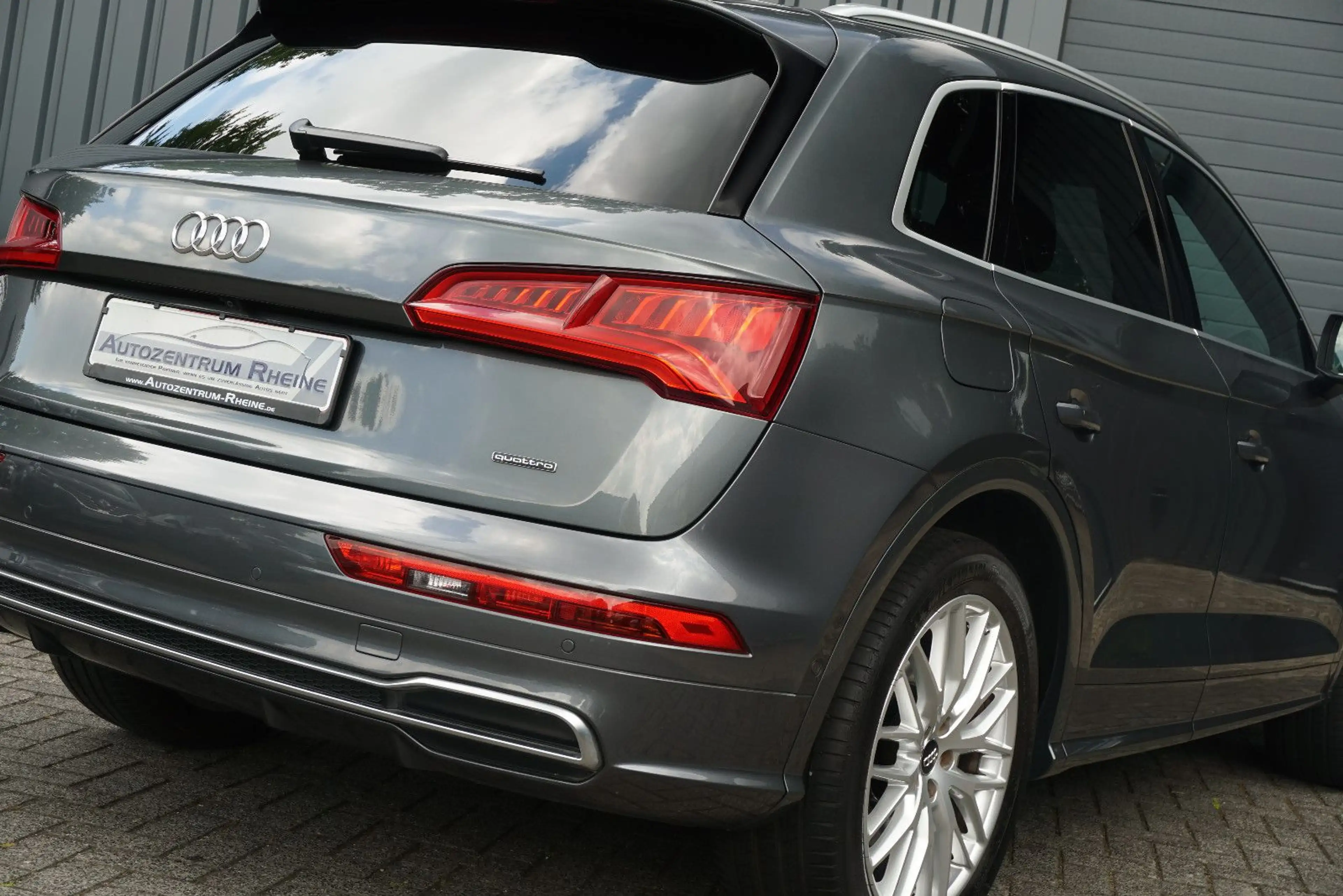 Audi Q5 quattro S-Line 360° Pano Virtual Memory Kessy — photo 11