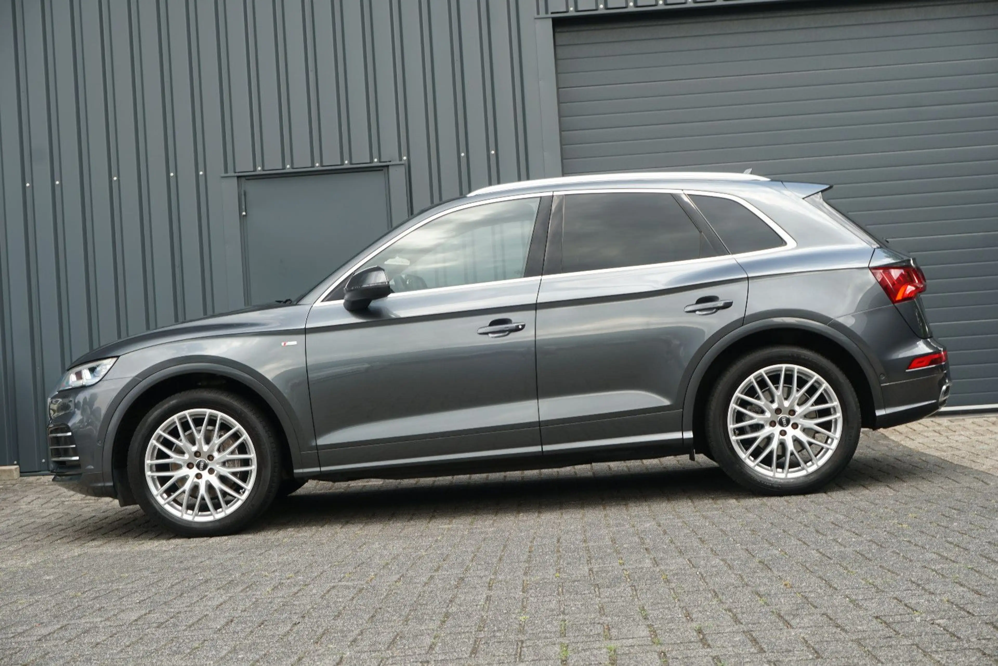 Audi Q5 quattro S-Line 360° Pano Virtual Memory Kessy — photo 4