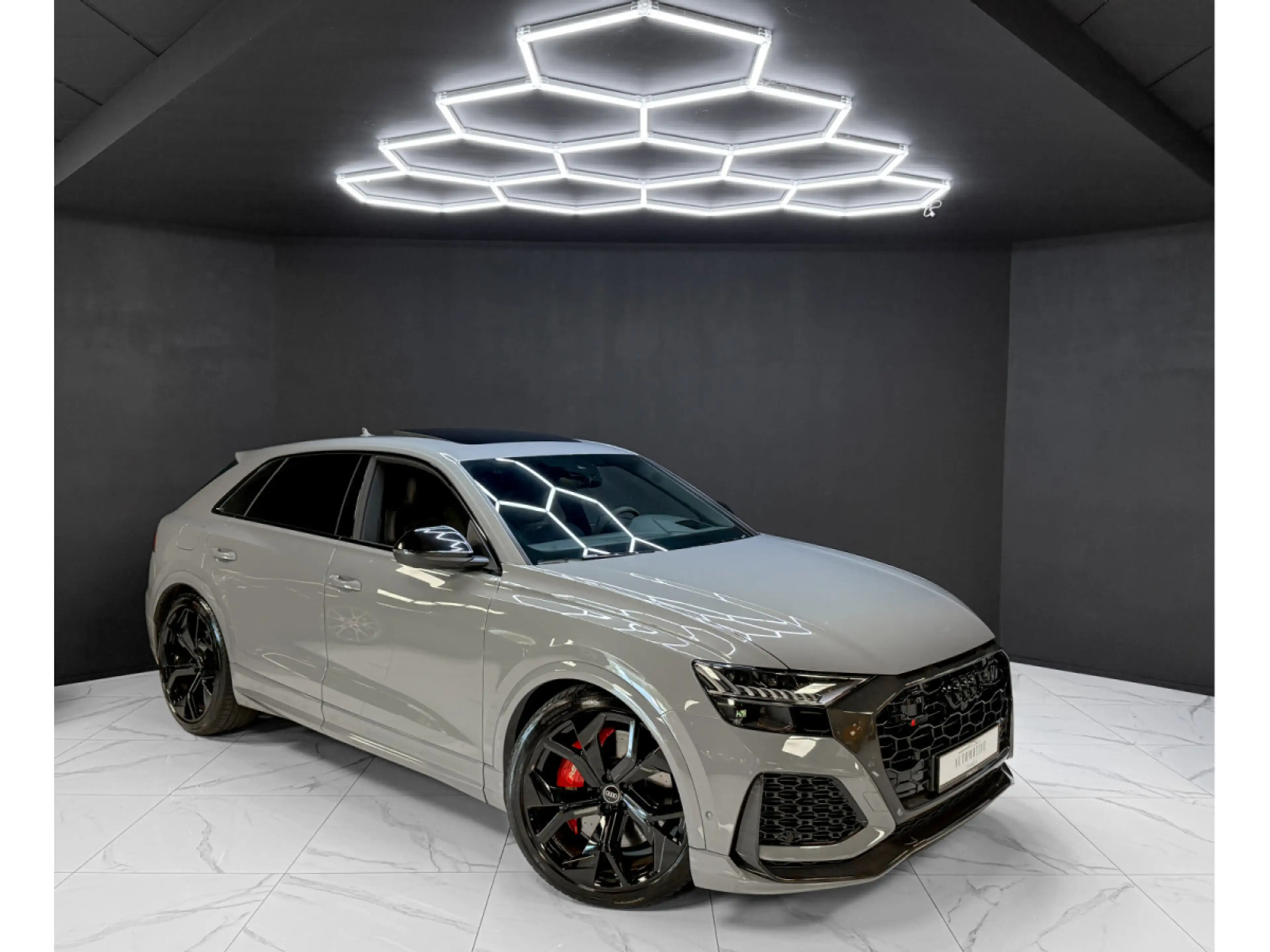Audi RS Q8 4.0 TFSI quattro / CARBON / B&O / Matrix — photo 7