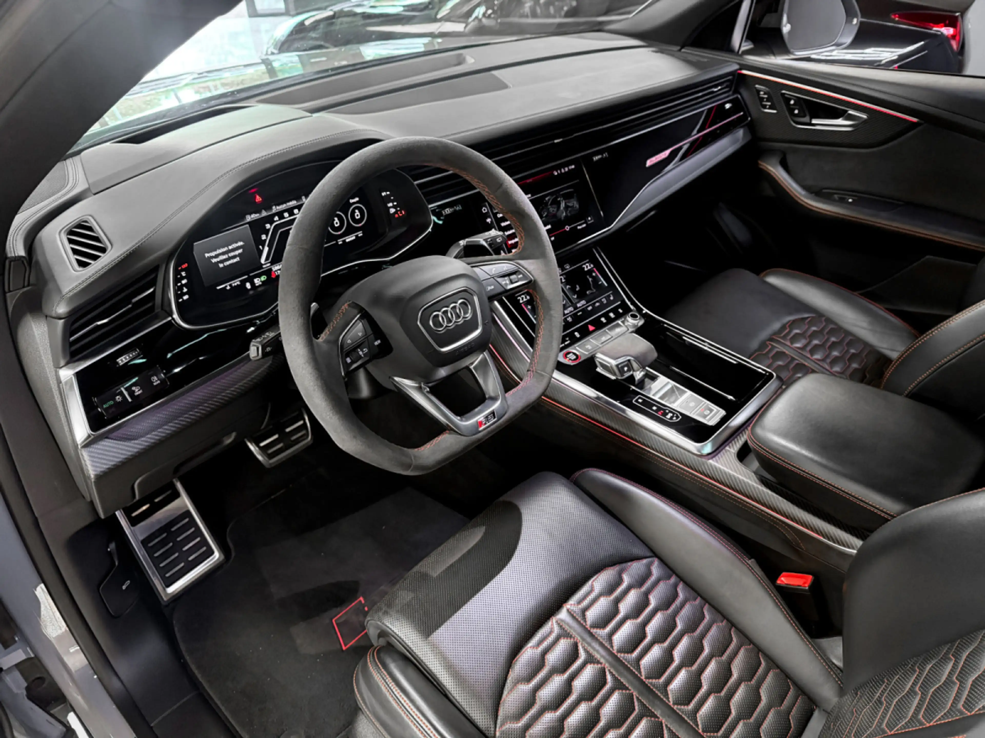 Audi RS Q8 4.0 TFSI quattro / CARBON / B&O / Matrix — photo 9