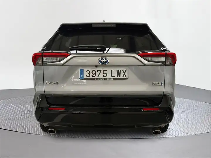 Toyota RAV4 2022, foto 4