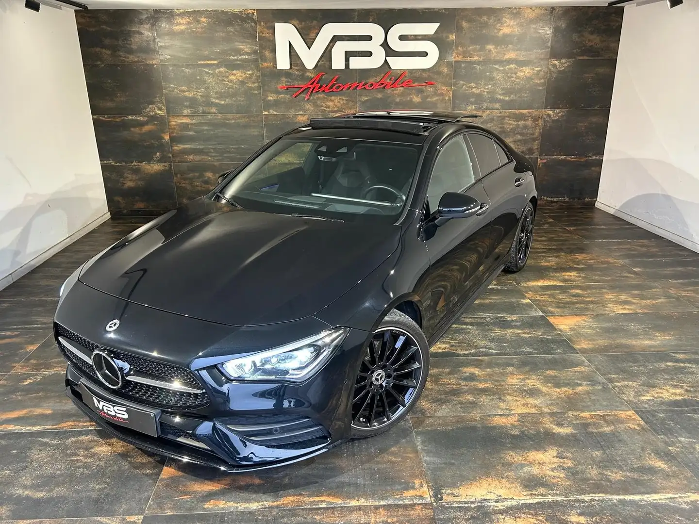 Mercedes-Benz CLA 200 d AMG Line * FULL * TOIT PANO * CAMÉRA 360 * Nero - 1