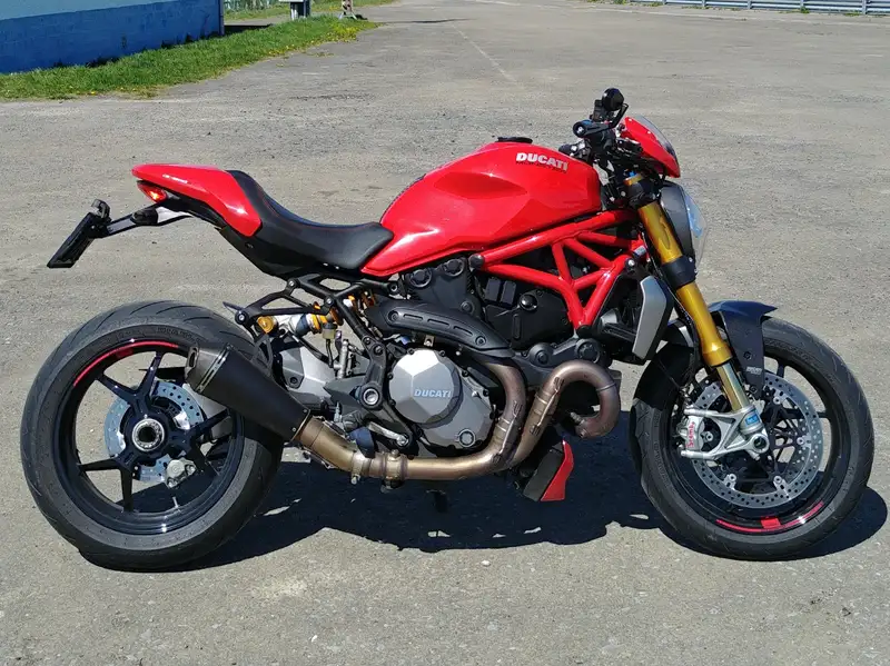 Ducati Monster 1200 - foto 3