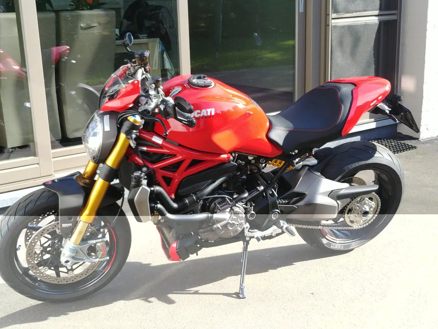 Ducati Monster 1200 S Rood - 1