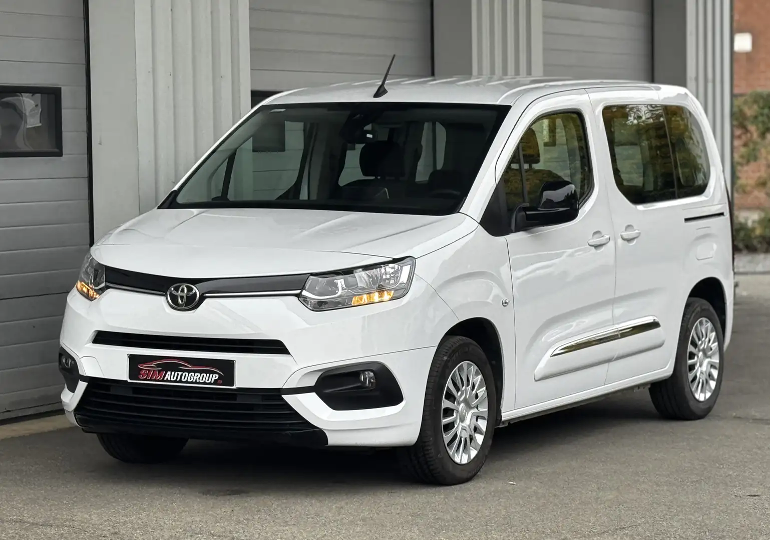 Toyota Proace City 1.2/Benzine/Carplay/Airco/Euro6d/9Jaar Garantie/ Blanc - 1