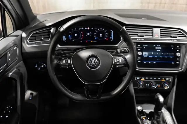 Volkswagen Tiguan view 13