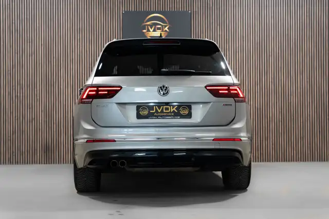 Volkswagen Tiguan view 10