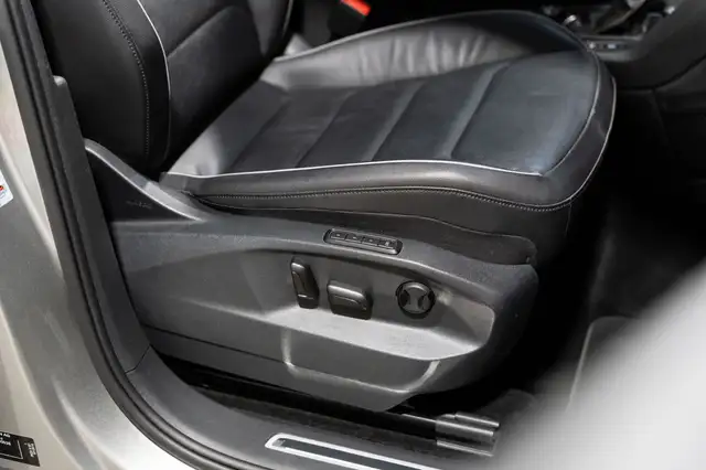 Volkswagen Tiguan view 23