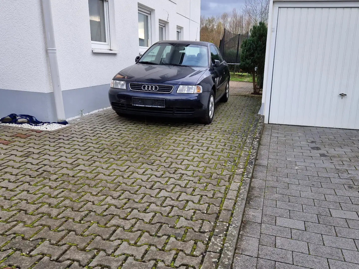 Audi A3 1.8*kühler neu* bremsen neu*uvm Modrá - 1
