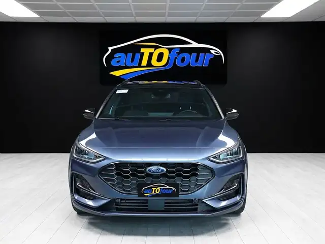 Ford Focus view 2