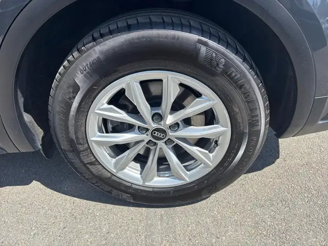 Audi Q5 view 15
