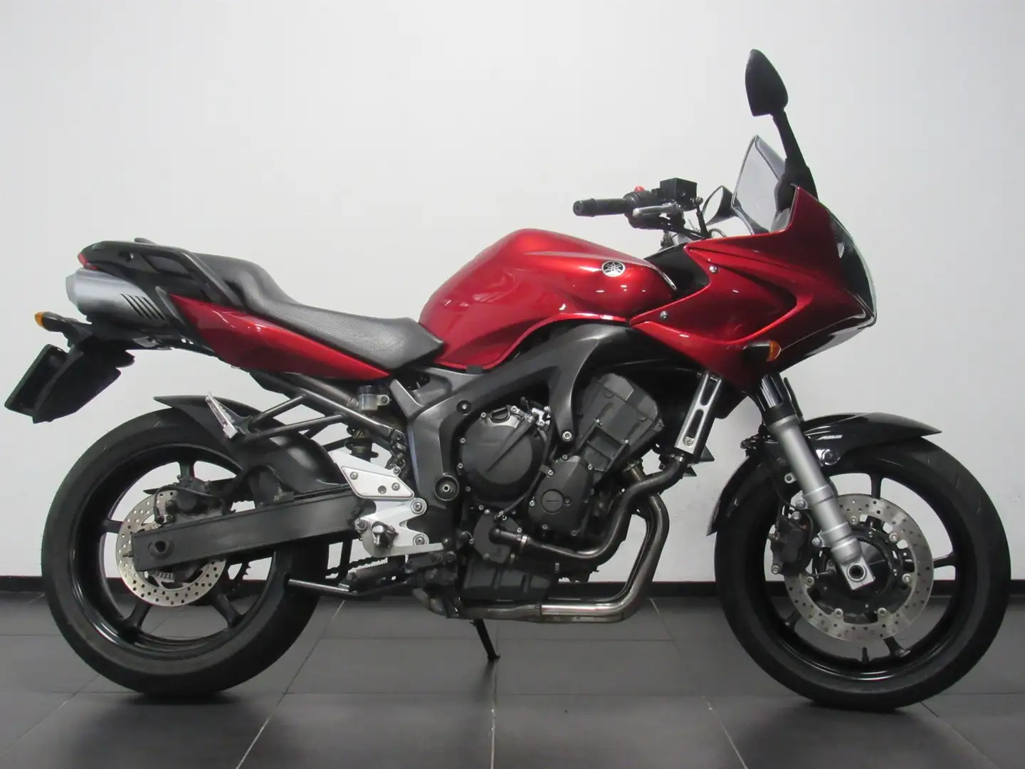 Yamaha FZ 6 FZ6-S FAZER ABS Rood - 1