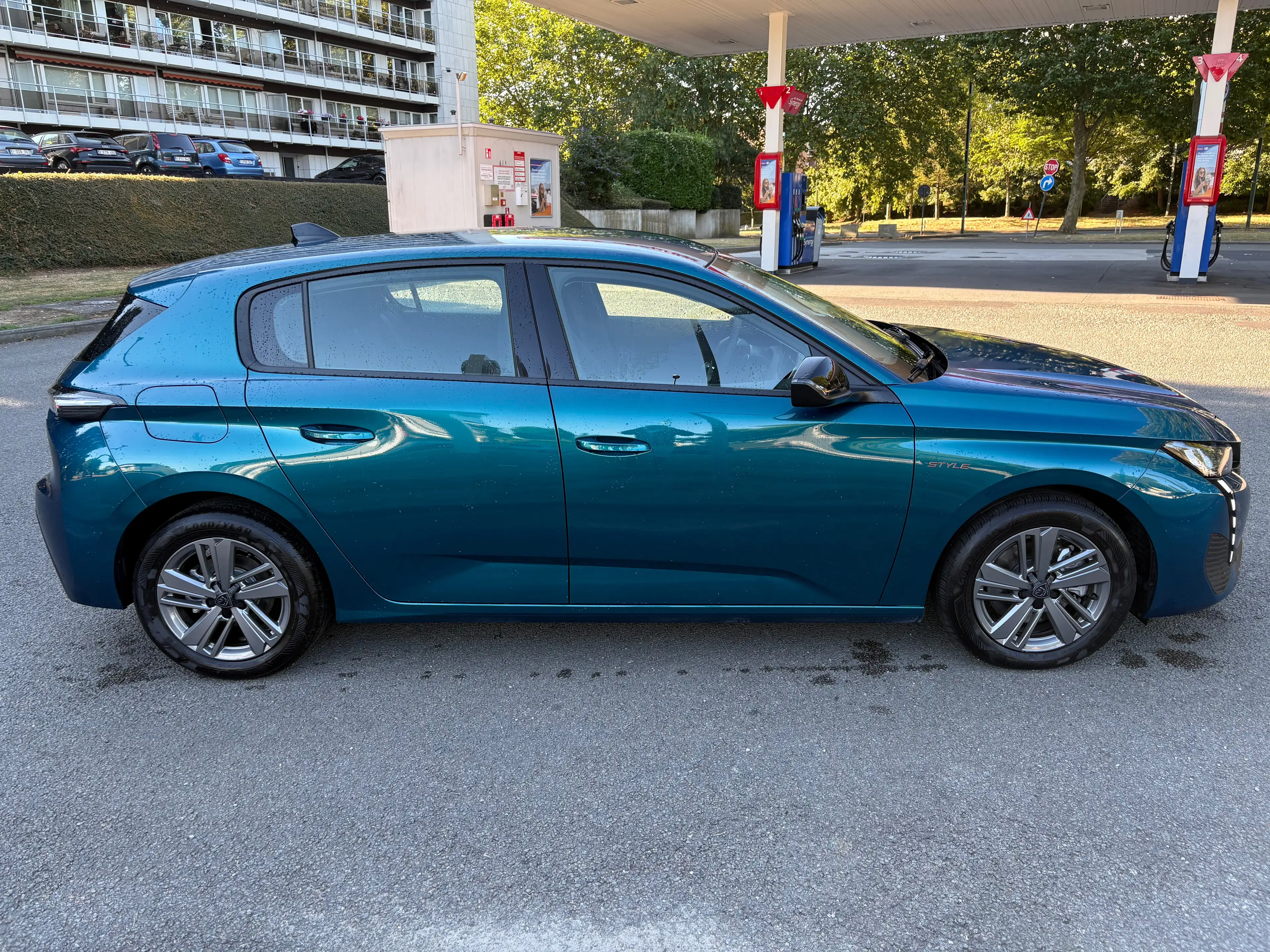 Peugeot 308 308 1.2 Turbo MHEV Style Pack S — photo 5