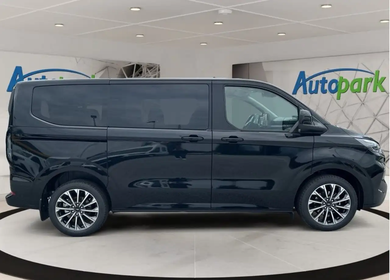 Ford Tourneo Custom 2026