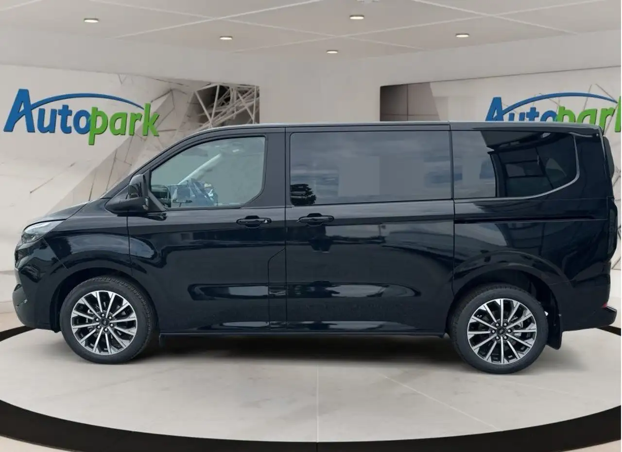 Ford Tourneo Custom 2026